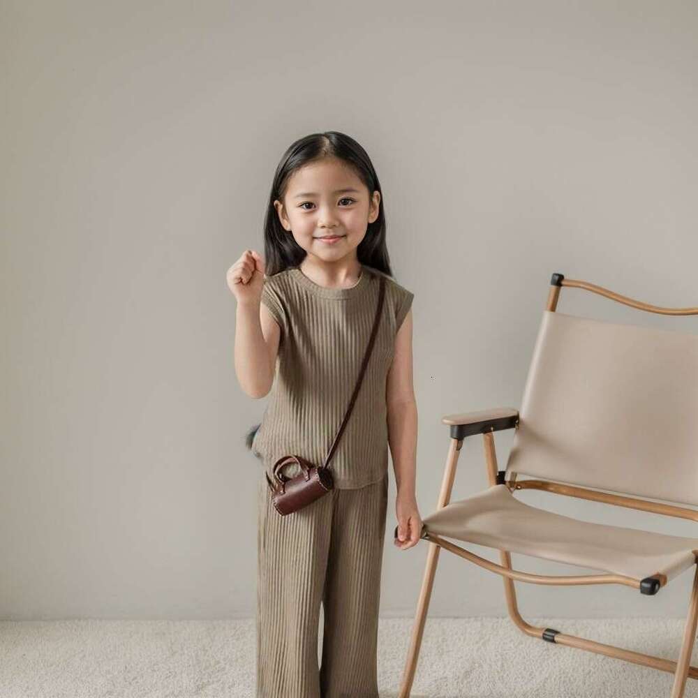 Girls' Summer Dress 2025 New Small And Medium Sized Ice Thread Sleeveless Tank Top Pants Casual Two Piece Set