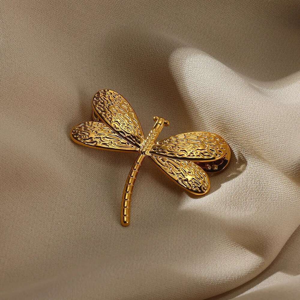 Stainless Steel Gloss Dragoy Pin Brooch 2024 New Trend Gold Color Elegant Blazer One Direction Animal Pins Jewelry Party Gift