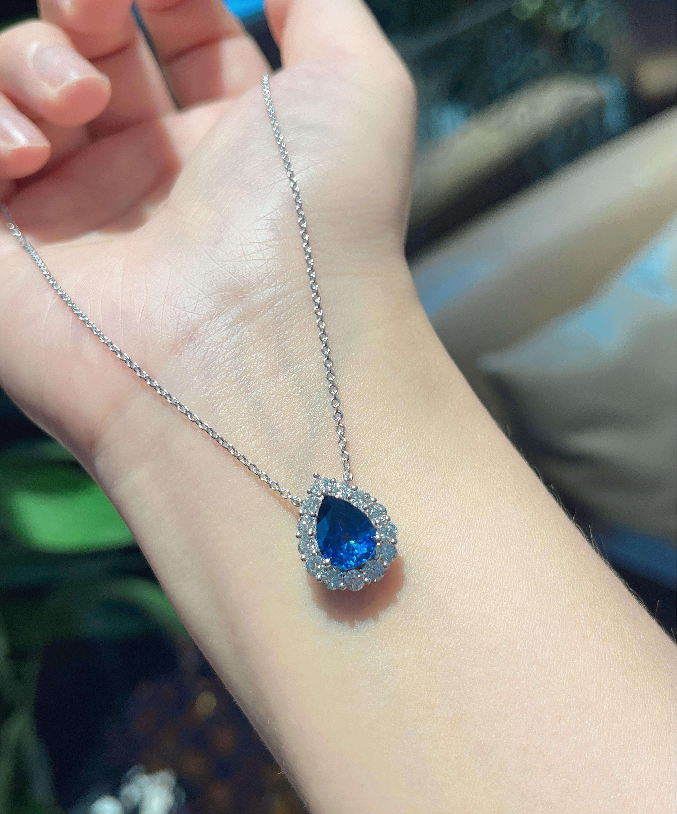 Pear Shape Gemstone Sapphire CVD Lab Grown Diamond 18k Yellow White and Rose Gold Eco Friendly Diamond Necklace for Women