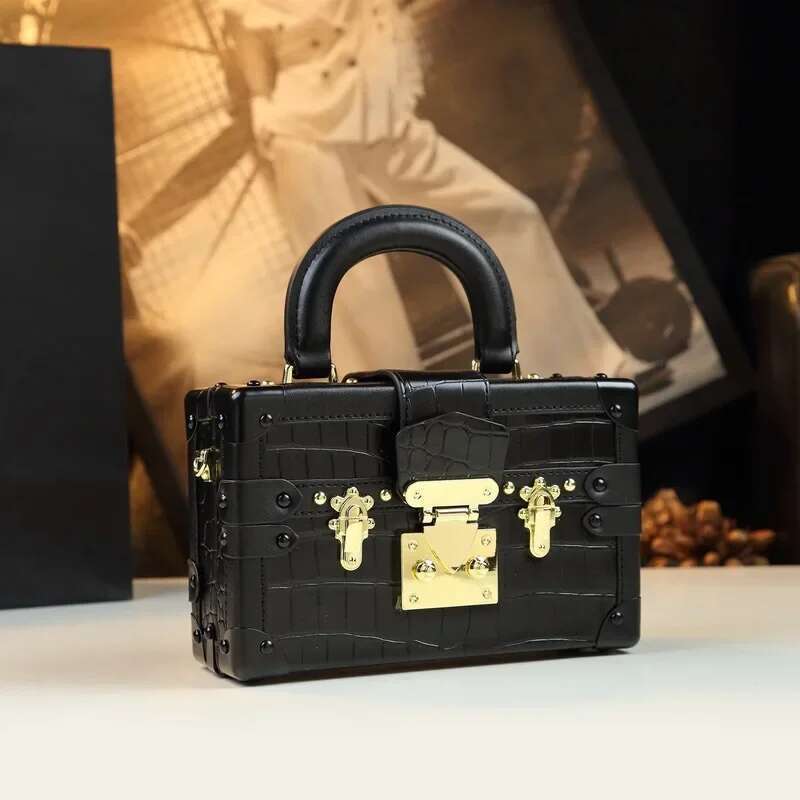 2024 New High-end Feel Genuine Leather Handbag Women's Fashionable Lock Buckle Crossbody Bag Hard Style Shoulder Sling Pack