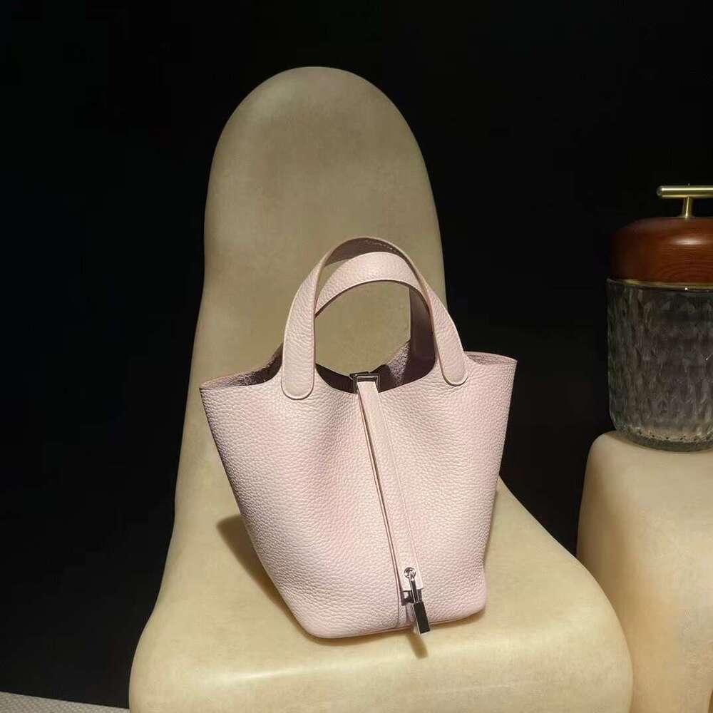 Vegetable Basket for Women 2025 Summer New Versatile Bucket with Large Capacity Premium Feeling Handheld Mother and Child Bag