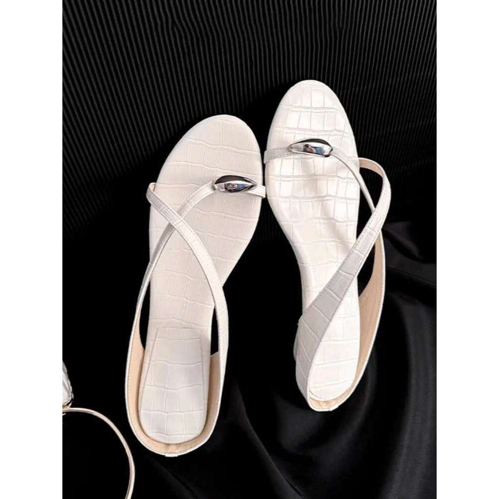 Metal Clip Slipper Sandals Kitten Heels Cross Strap Genuine Leather Solid Color Fashion Elegant Sexy Party Dress Women Shoes