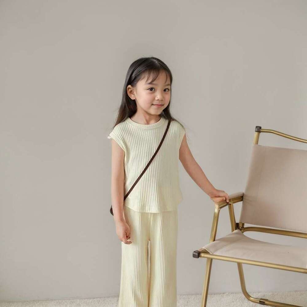 Girls' Summer Dress 2025 New Small And Medium Sized Ice Thread Sleeveless Tank Top Pants Casual Two Piece Set