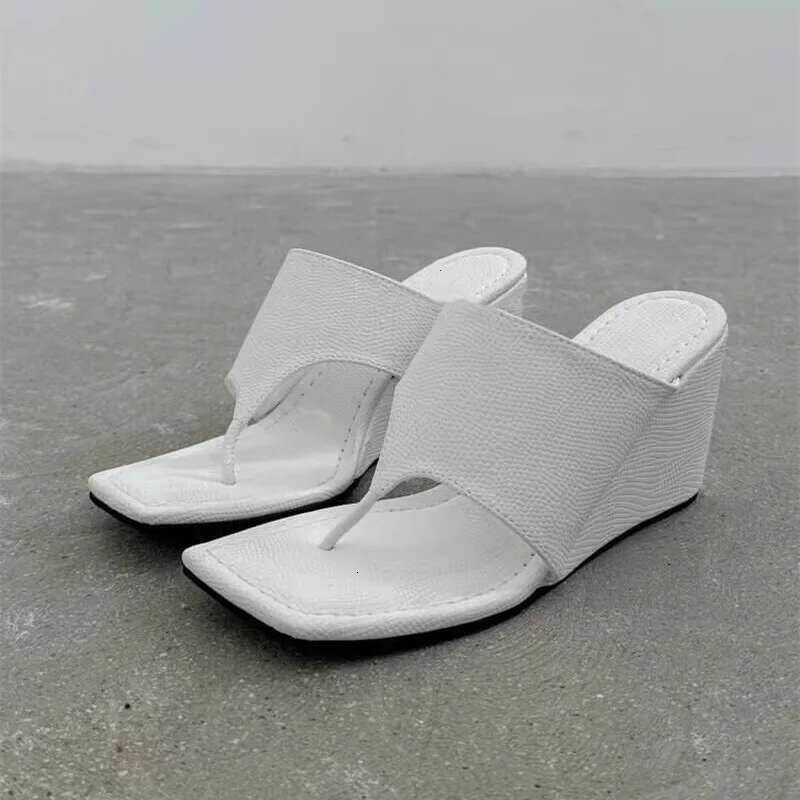 Outdoor Flip Flops Sandals Platform Wedge Slippers Designer Women's Slip-on Beach Fashion Casual Shoes Women