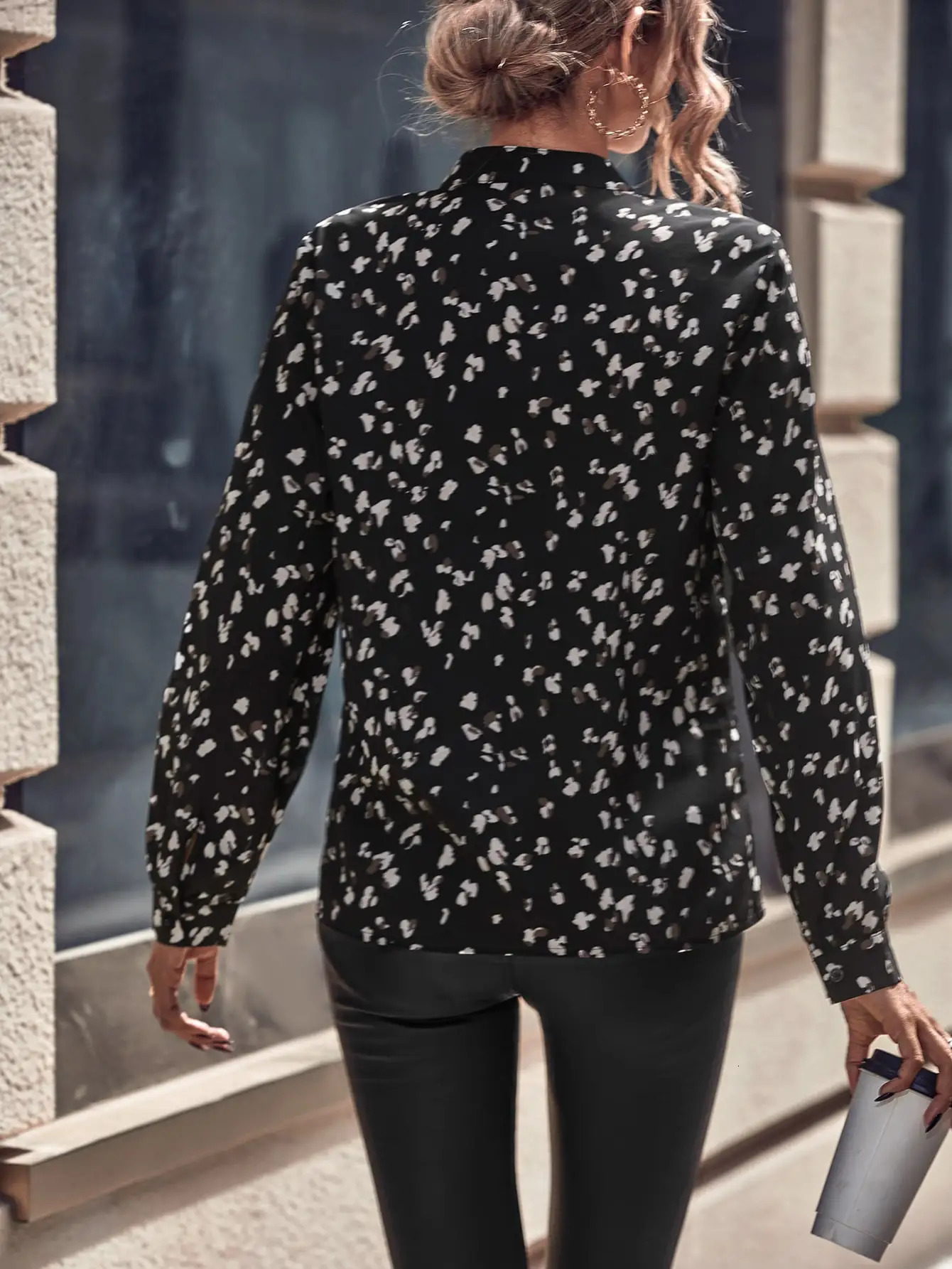 Casual and elegant loose Vneck leopard print fabric with open cuffs forked multi colored autumn winter womens shirt 250422