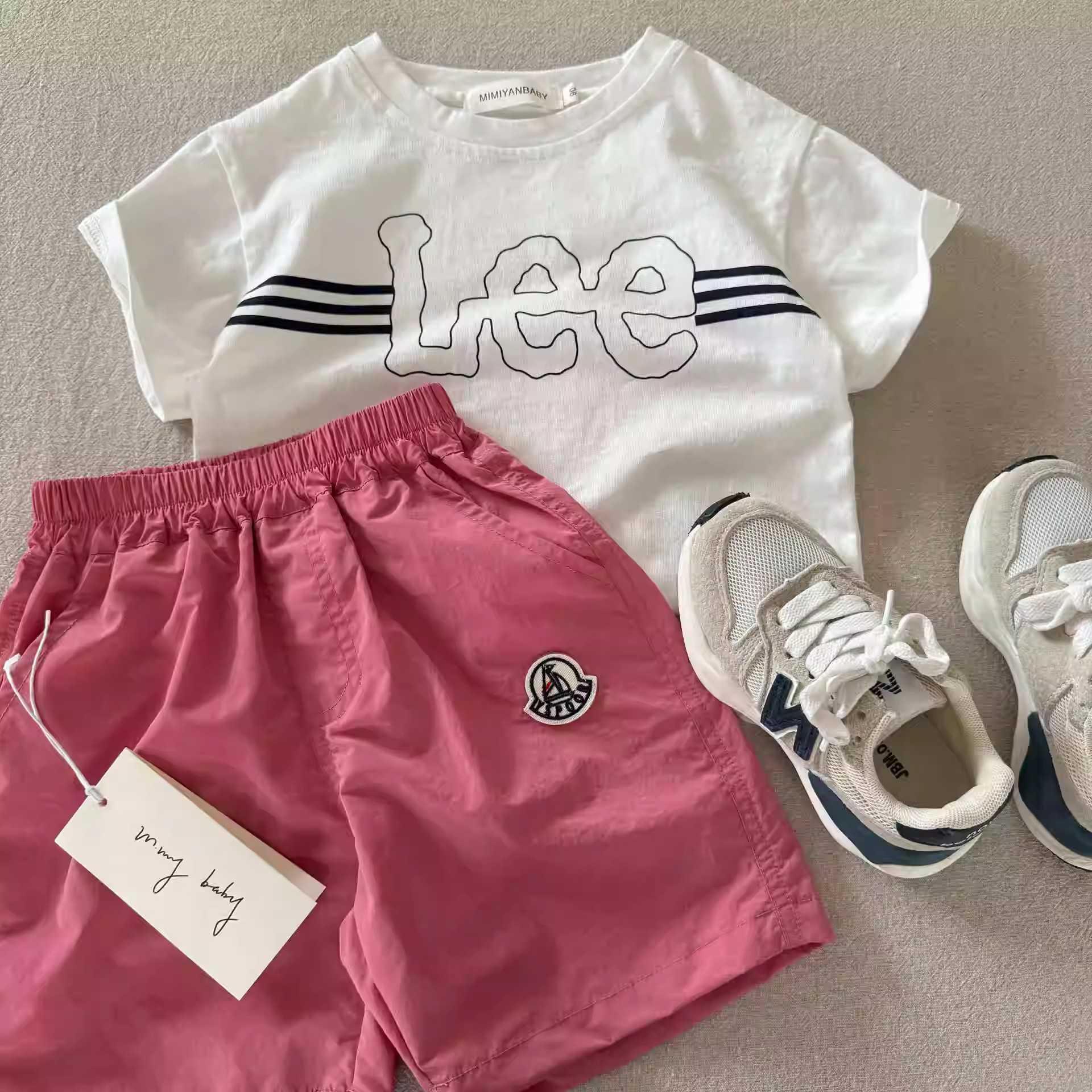 Childrens Shorts Mens Outerwear for Summer 2025 Korean Style Medium and Small Childrens Solid Color Shorts Breathable Baby Five Quarter Pants Womens t