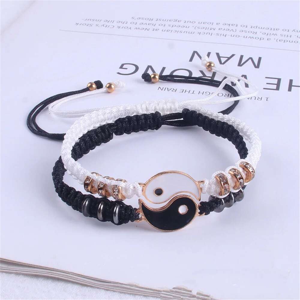 2022 New Best Friend Bracelets 2 Matching Yin Yang Adjustable Cord Bracelet For Bff Friendship Relationship Boyfriend Girlfr