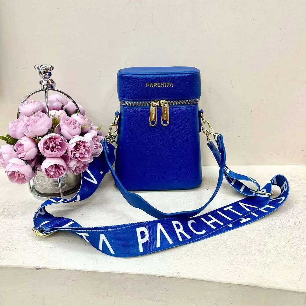 Small Square Casual Versatile Contrasting Color Commuting Crossbody Bag