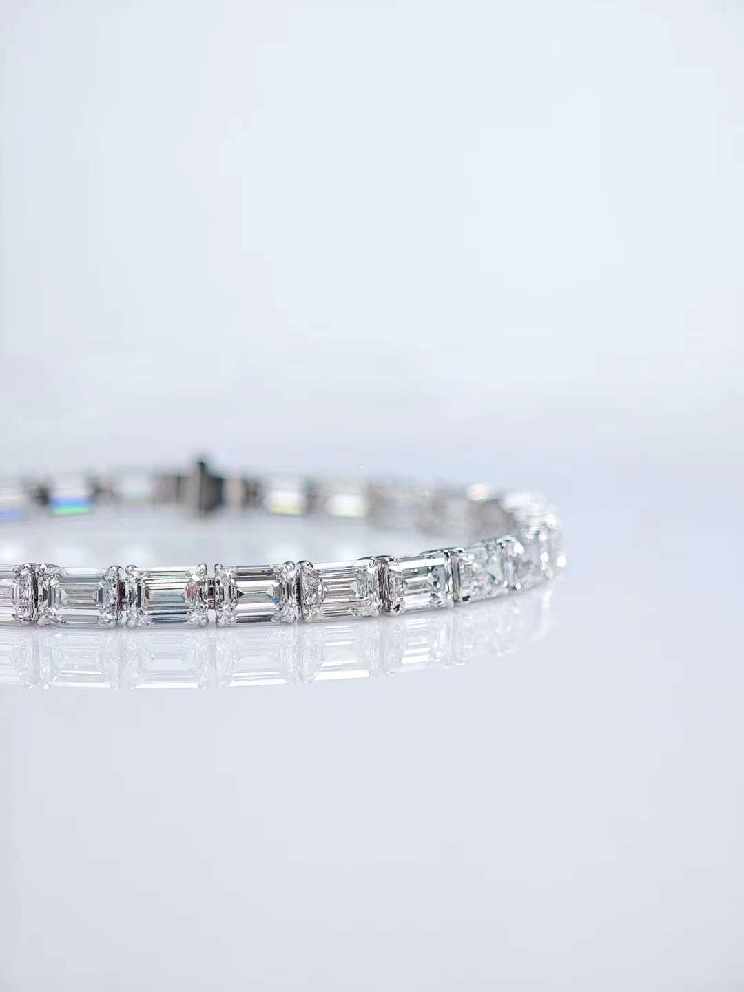 Fine Jewelry Hpht Lab Grown Diamond Tennis Bracelet IGI Certified Diamond 18k Gold Bracelet for Woman