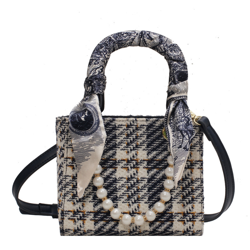 Women's trendy bag, trendy style, single shoulder small square bag, pearl handbag, diagonal cross bag
