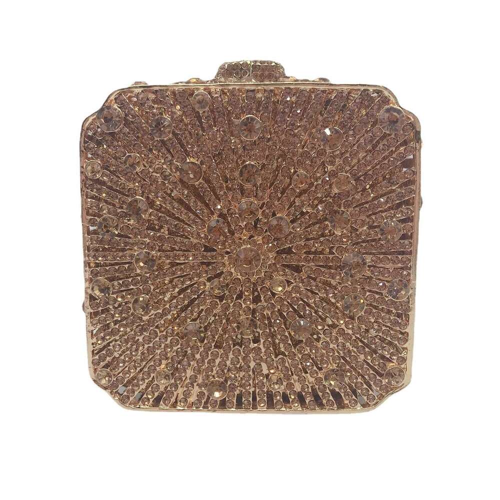 Dinner Bag Diamond Studded Hollow Metal Hard Banquet Dress Hand Held Women S Bag Small Square Box Bag KQ