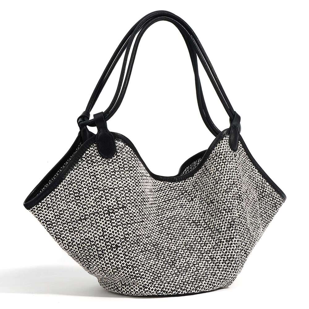 2025 New French Holiday Large-Capacity Tote Dumpling Lazy Style Shoulder Messenger Bag For Women