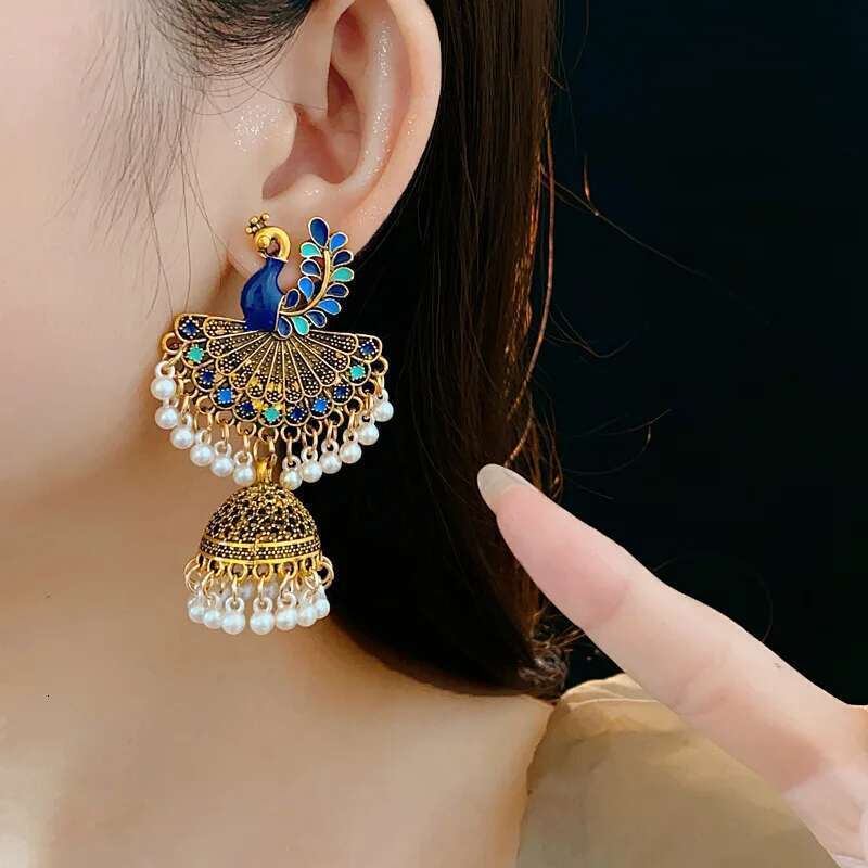 2024 Vintage Pearl Earrings For Women Steel Needle Pea Oil Round Fringe Drop Earring Party Fashion Jewelry Gifts