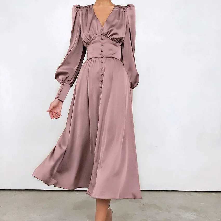 Autumn and winter womens V-neck satin waist retro womens clothing W250430