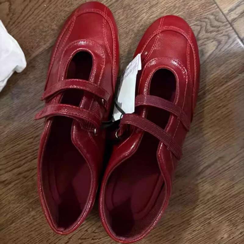 New Ballet Flats Women Comfortable Casual Puffy Mary Jane Shoes Vintage Loafers Fashionable Retro Sandal