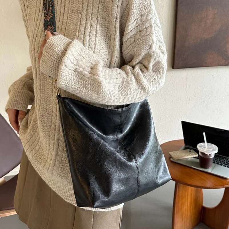 1Pc New Women's Fashion Handbag Single Shoulder Crossbody Large Capacity Bucket Bag