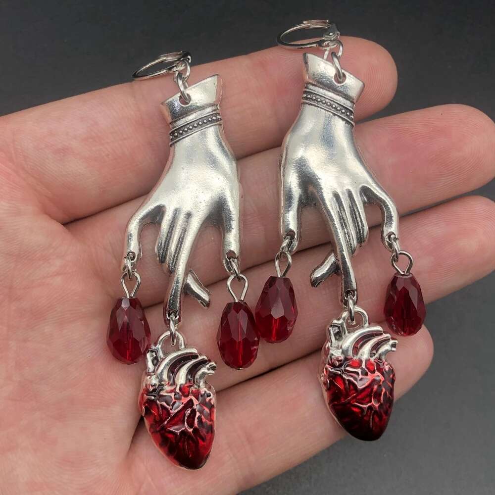 Bleeding Heart Earrings With Red Blood Drop Vampire Ghost Gothic Witchcraft Jewelry Fashion Women Gift
