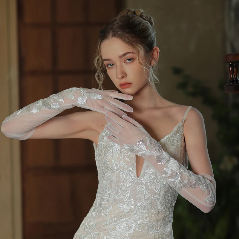 WG152 high-end lace flower wedding gloves European white chiffon long wedding accessory 250430