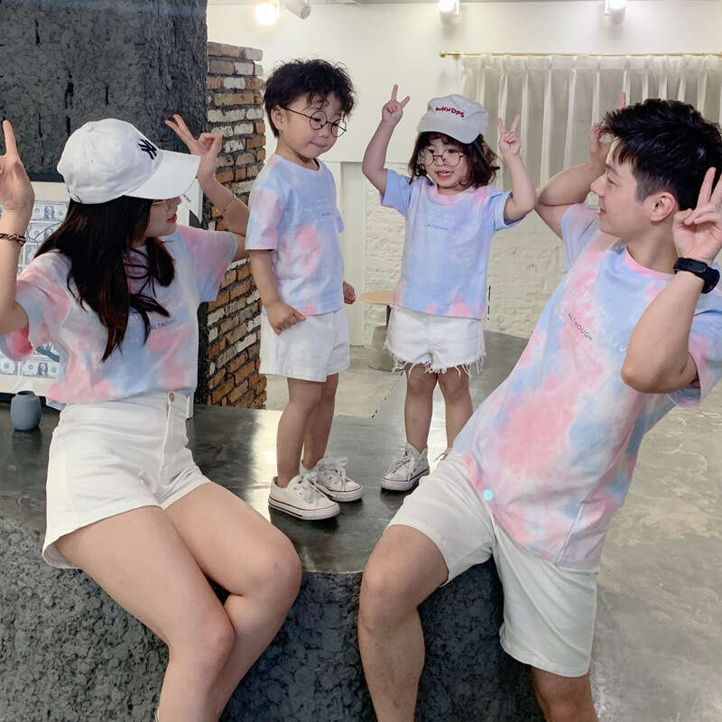 2025 Parent Child Summer Three Or Four Western Style Tie Dye Short Sleeved T-Shirt Different Fashionable Family Clothing