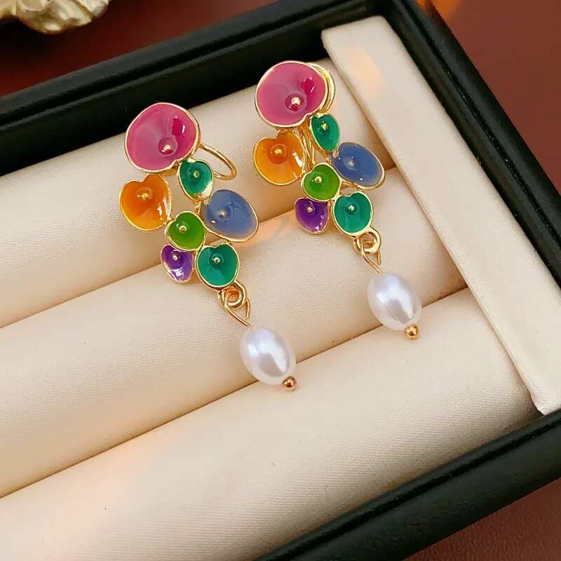 Vintage Earring For Women Oil Lotus Leaf Artificial Pearl Drop Earrings Fashion Light Designer Jewelry