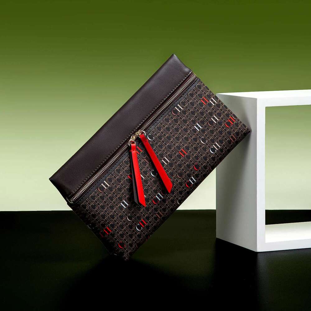 Retro Fashionable Classic Women's New Crossbody Business Party Office Letter Design Large Capacity Shoulder Bag