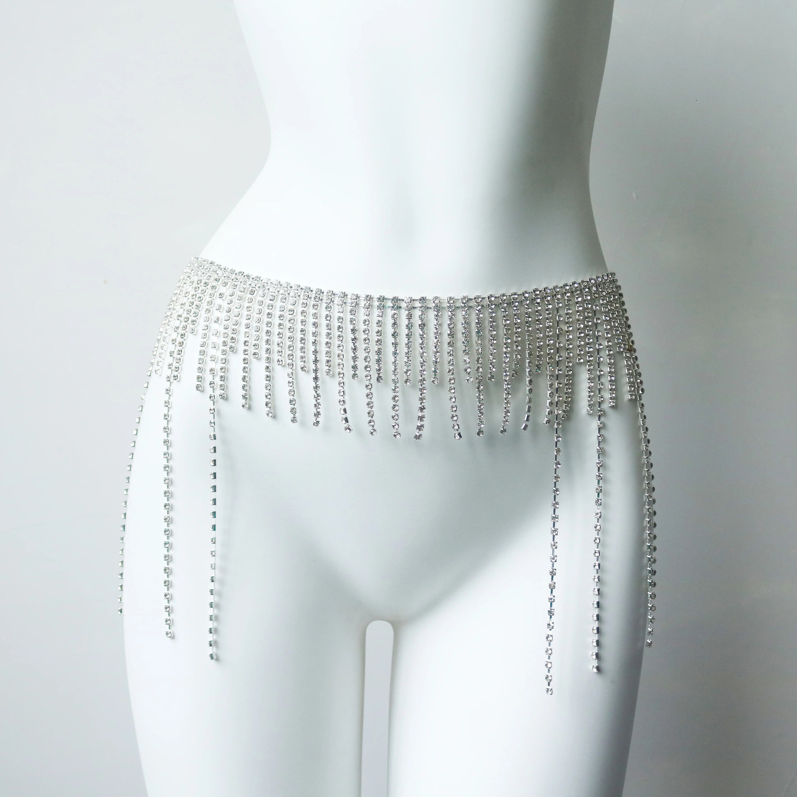 Gorgeous and elegant tassel rhinestone waist chain beach nightclub sex body chain and fashionable womens jewelry accessories 250425