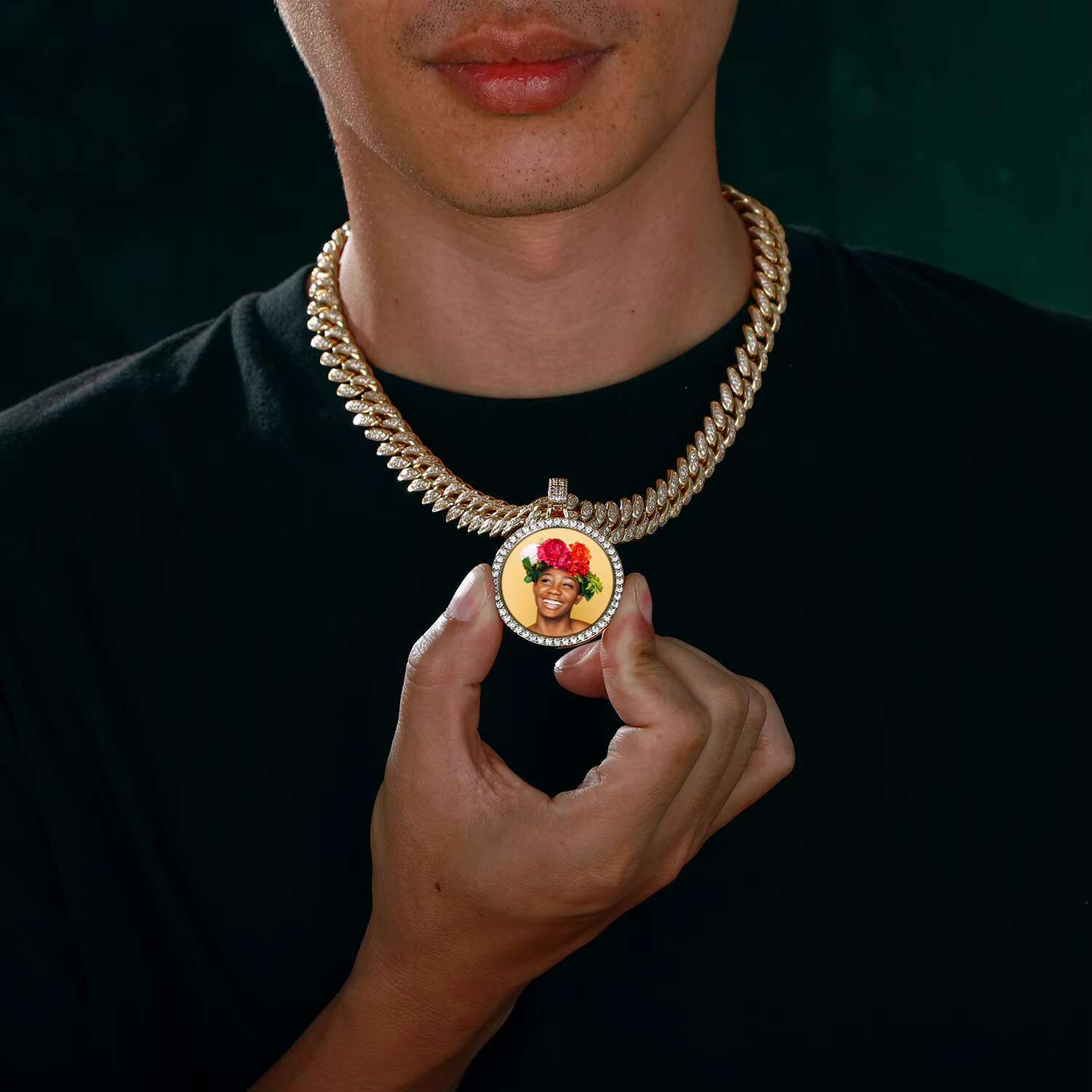 Big Clasp 35mm Custom Photo Pendant Gold Plated Brass AAAAA CZ Diamond Iced Out Picture Necklace Hip Hop Memory Jewelry