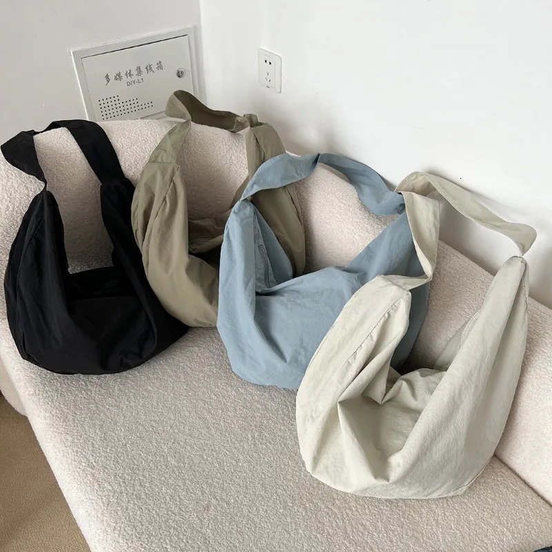 Little Fresh Nylon Shoulder Hobos Bag Large Capacity Versatile Crossbody Bag Student SatchelsTote Bags 250428