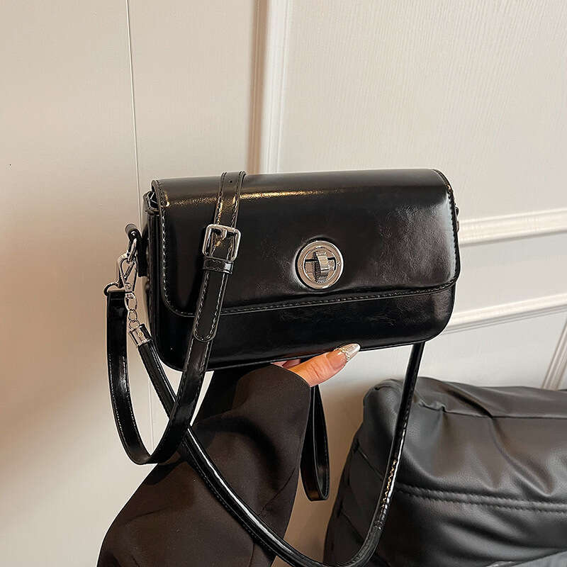 Texture Simple Small Square for Women 2025 Spring New Collection Solid Color Versatile Crossbody Korean Edition Underarm Bag