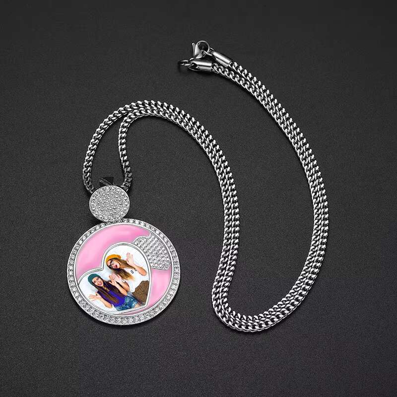 TUHE Jewelry Bling 40mm 18K Gold Plated Brass 5A Cubic Zirconia Round Shape Picture Pendant Necklace