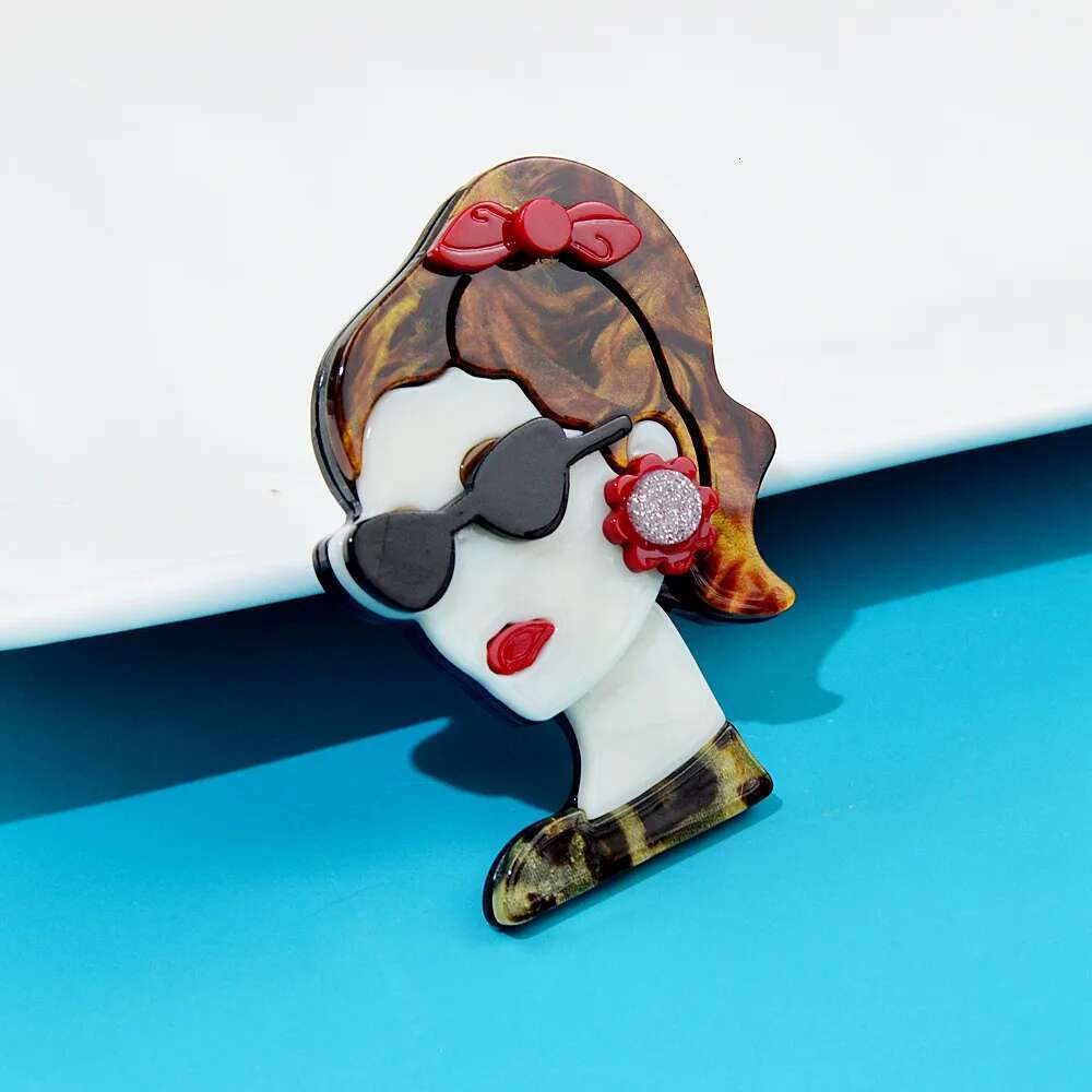 Fashion Acrylic Portrait Girl Brooch Women's Clothing Accessories