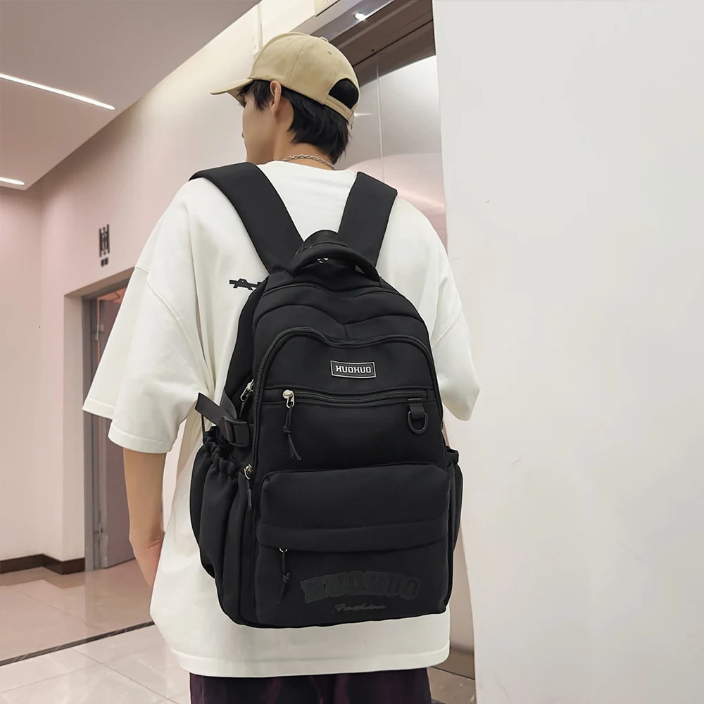 Outdoor travel lightweight personalized niche leisure backpack trend mens and womens backpacks large capacity computers 250427