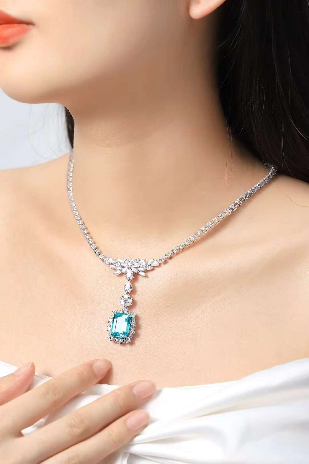 Fine Jewelry Paraiba Pendant Diamond Necklace 18K 14K Pure Gold Necklace Custom Paraiba Lab Diamond Necklace