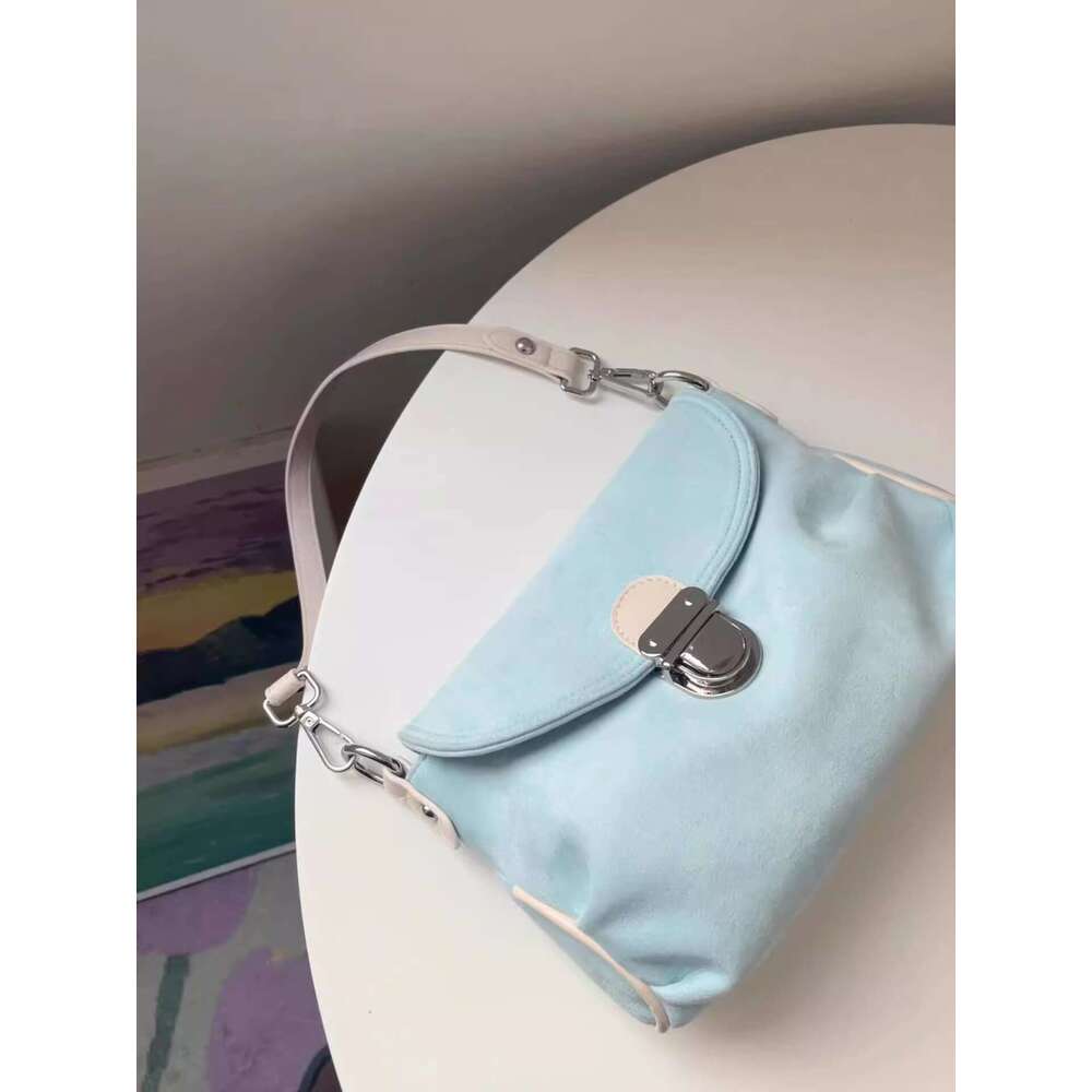 2025 new cool shoulder niche imitation suede underarm women's mint blue-green crossbody bag women