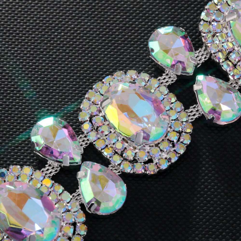 Elegant Boho Round Crystal Jewelry Piercing Wedding Gift For Bridal Bling Geometric Rhinestone Necklace Earring Set Party