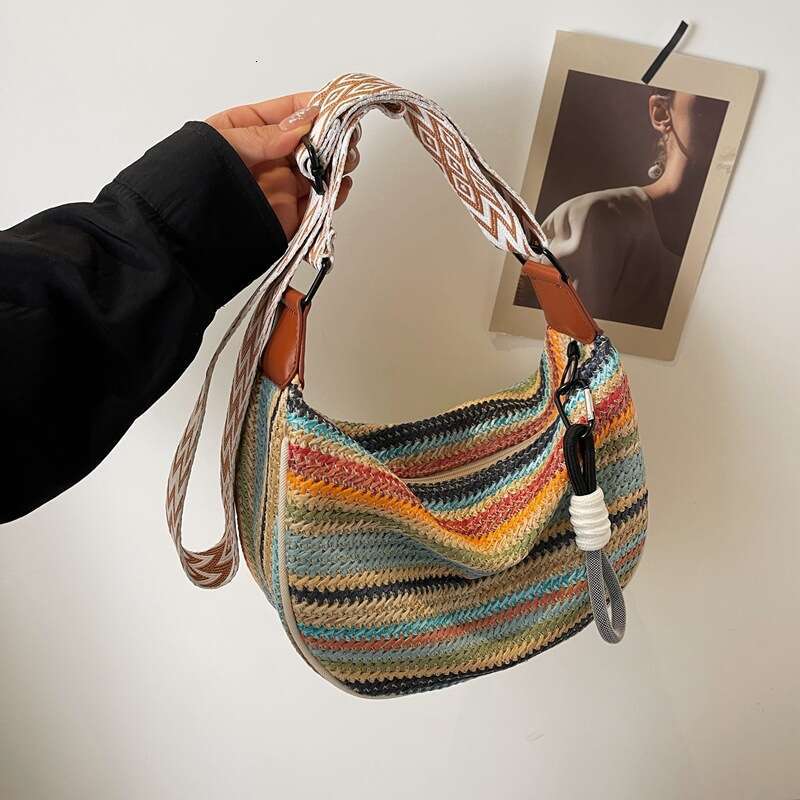 Rainbow Straw For Women 2025 New Fashion Underarm Shoulder Versatile Large Capacity Commuter Crossbody Bag