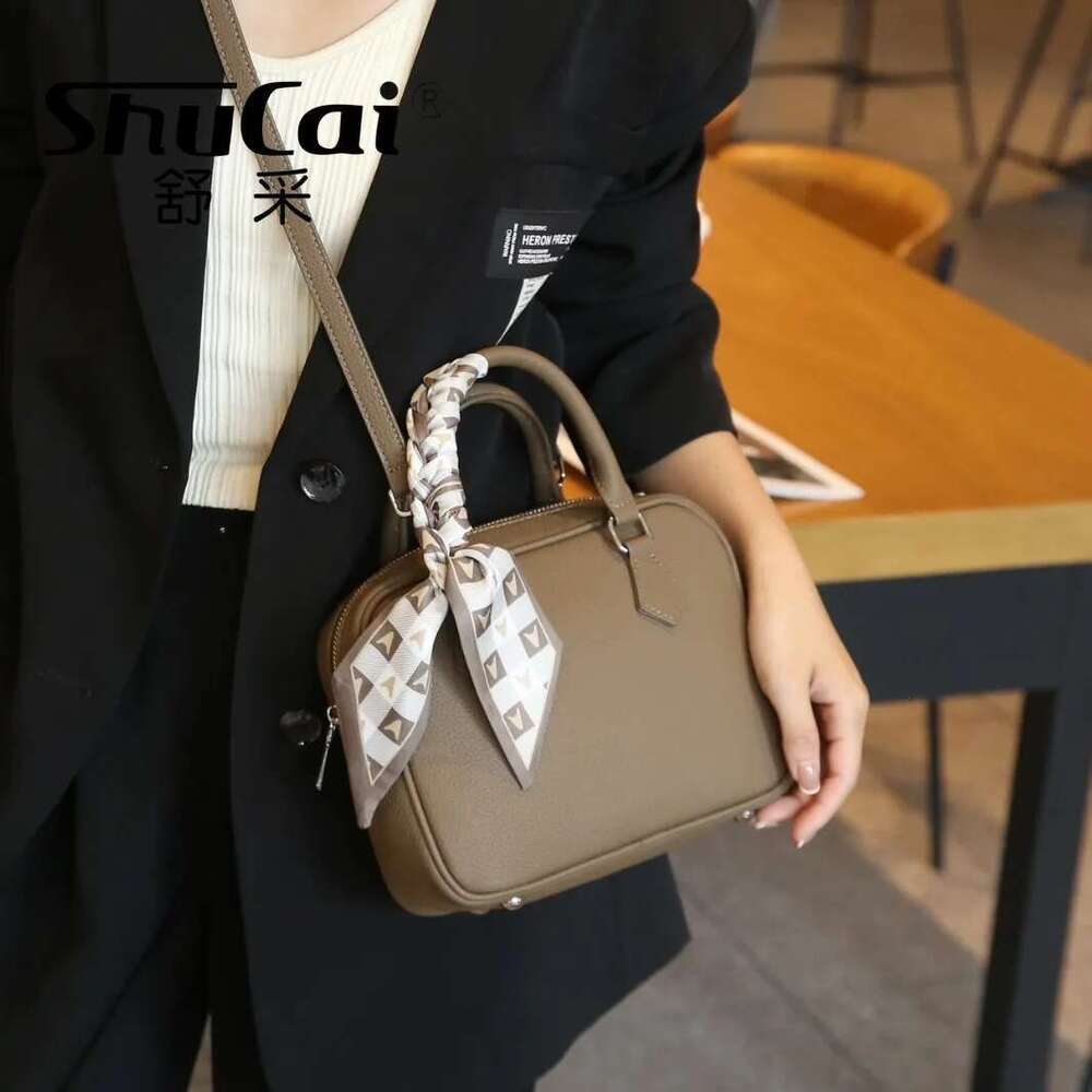 Genuine Leather Womens Fashion Box Handbag Shoulder Crossbody Women Designer Bag