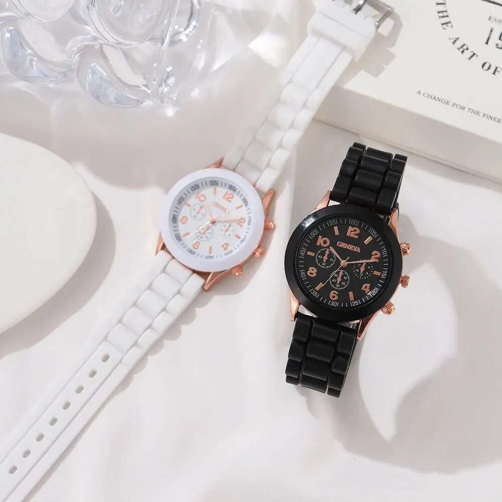 2Pcs Women's Set Fashion Elegant Alloy Wristwatch Silicone Strap Couple Watch Men Quartz Holiday Gifts