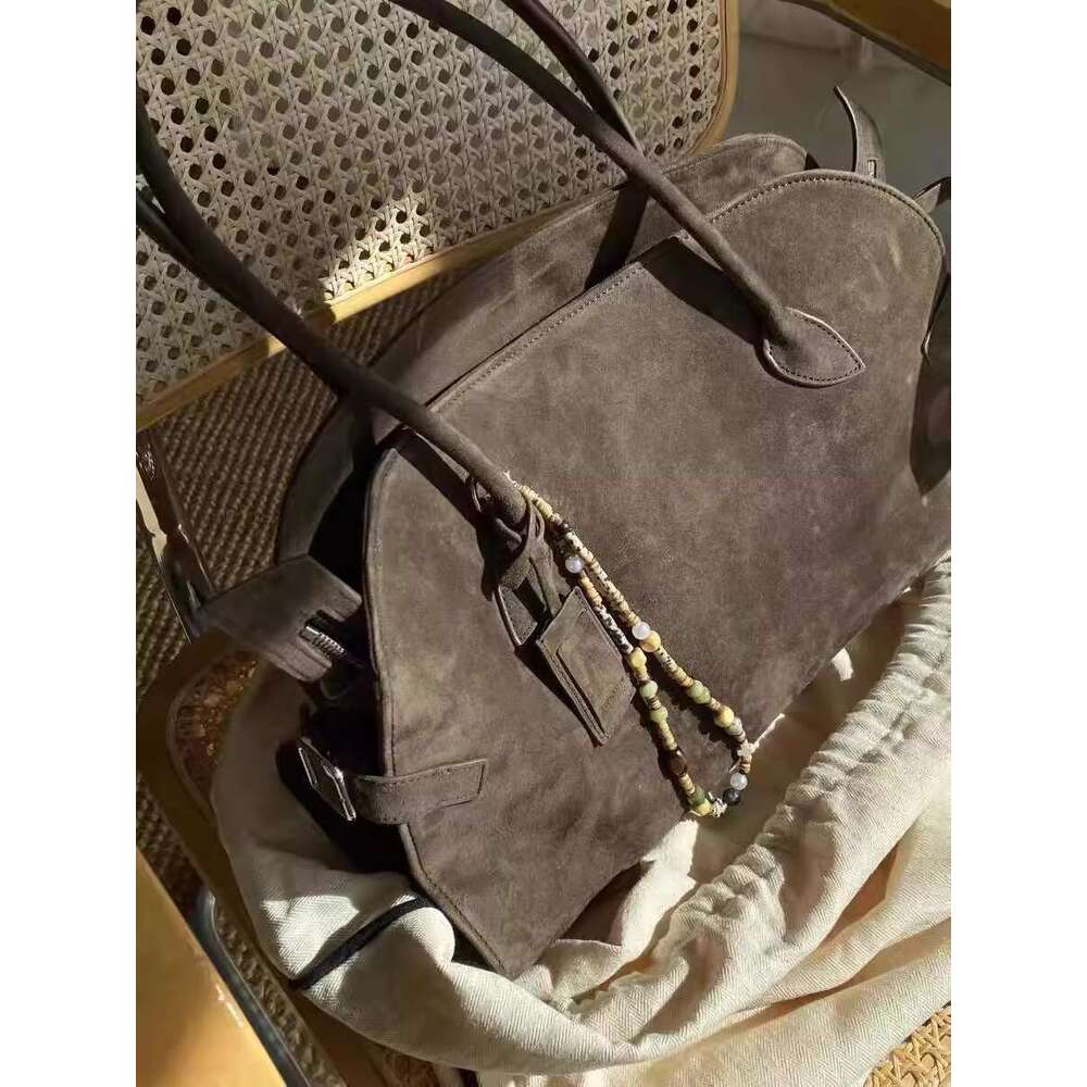 Autumn Winter Big Tote 2025 New Commuter Matte Handheld briefcase High end and Versatile Underarm Bag