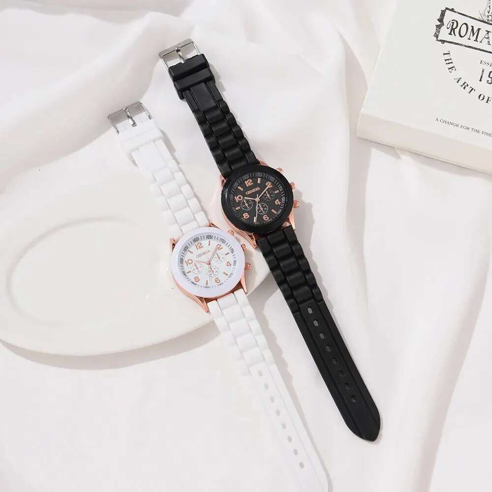 2Pcs Women's Set Fashion Elegant Alloy Wristwatch Silicone Strap Couple Watch Men Quartz Holiday Gifts