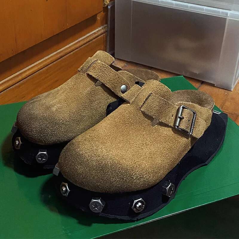 New Rivet Metal Low Woman Cover Toe Big Size Slides Heeled Mules Platform Shoes Rome Sandals Casual Slippers