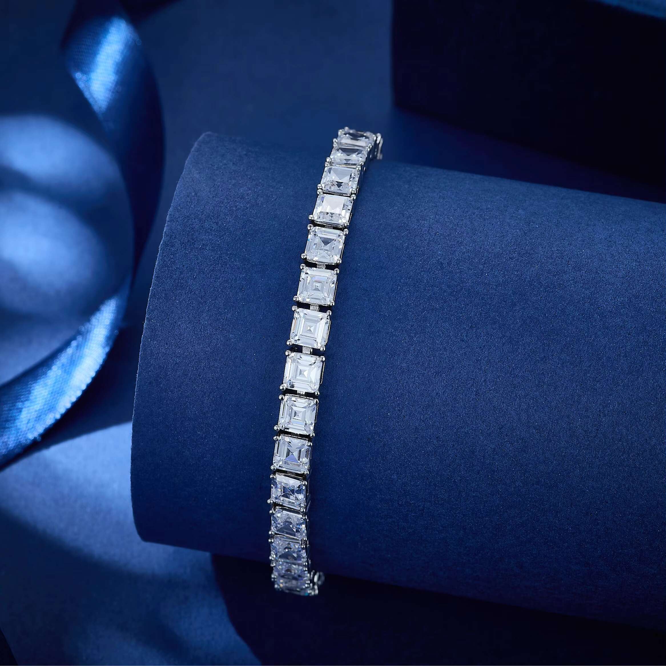 Unisex Trendy Tennis Chain Bracelet With CZ Rhodium Copper Gold Diamond Cubic Zirconia Classic Square Design for Parties Gifts
