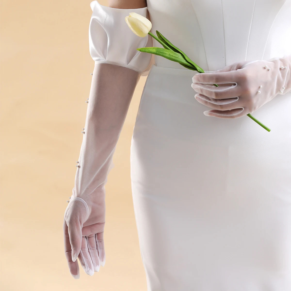 WG047 Exquisite Wedding Bridal White Gloves Satin Ruffle Pearl Beads Bridal Maid Finger Opera Masturbation 250430