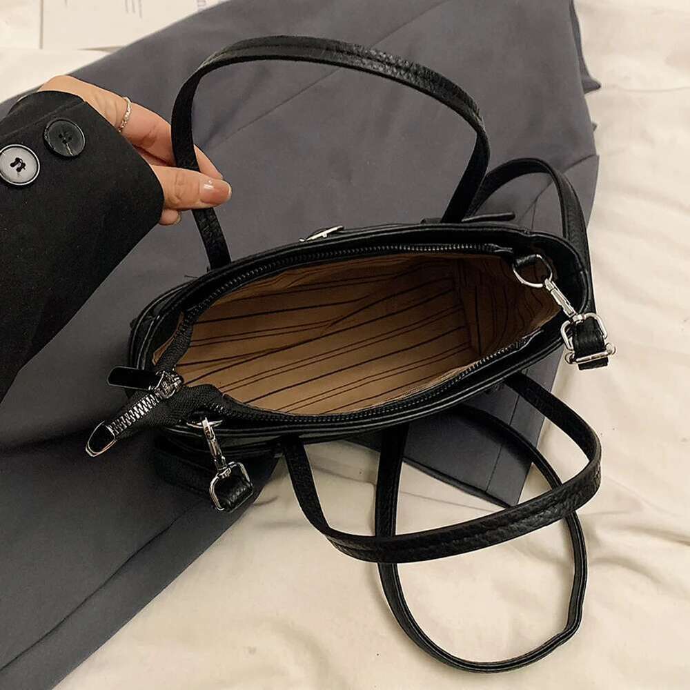 Brand Women S Designer Handbag PU Buckle Design Top Handle Large Capacity Stylish Satchel Solid Shoulder Bag Bag