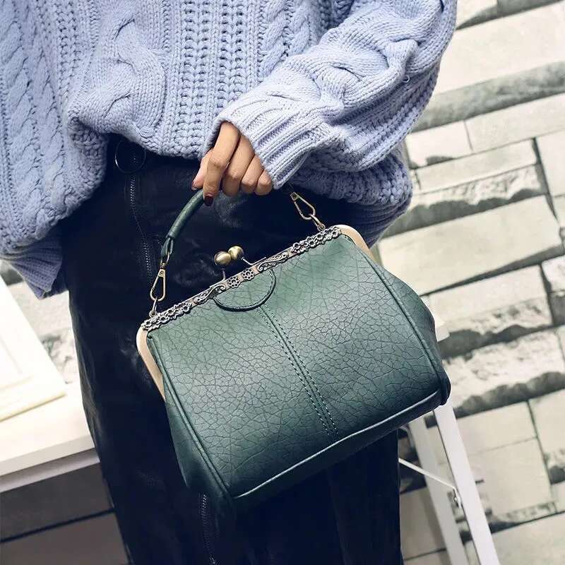 Vintage Shoulder Bags For Women Clip Handbag Totes Retro Pu Leather Crossbody Messenger Bag Lady Clutch