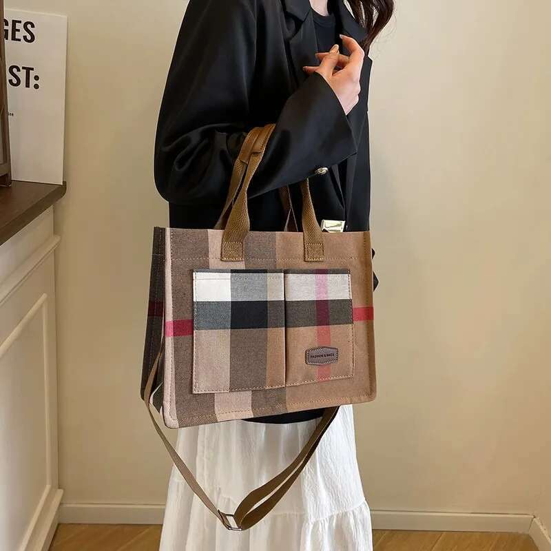 Elegant Leather Commuter Bag - Minimalist Vintage Messenger Purse With Large Capacity & Designer Letter