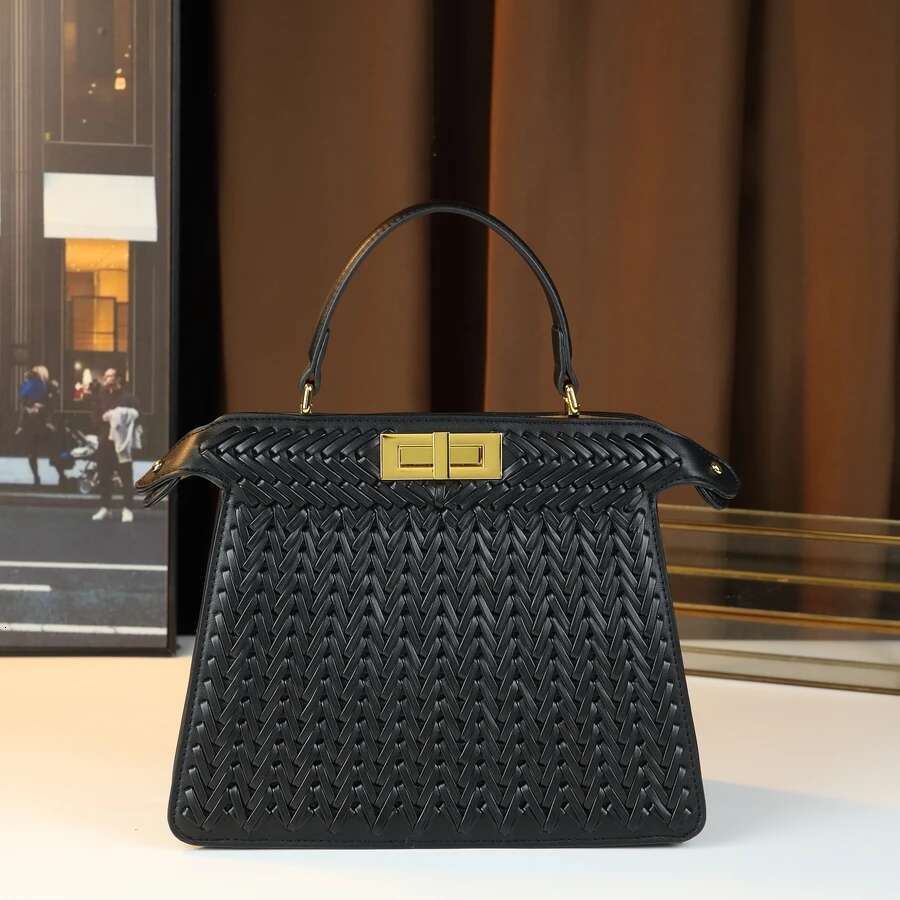 New Fashionable Kelly Women's Handbag Casual Commuter Large Capacity Shoulder Crossbody Bag Trendy Woven Design