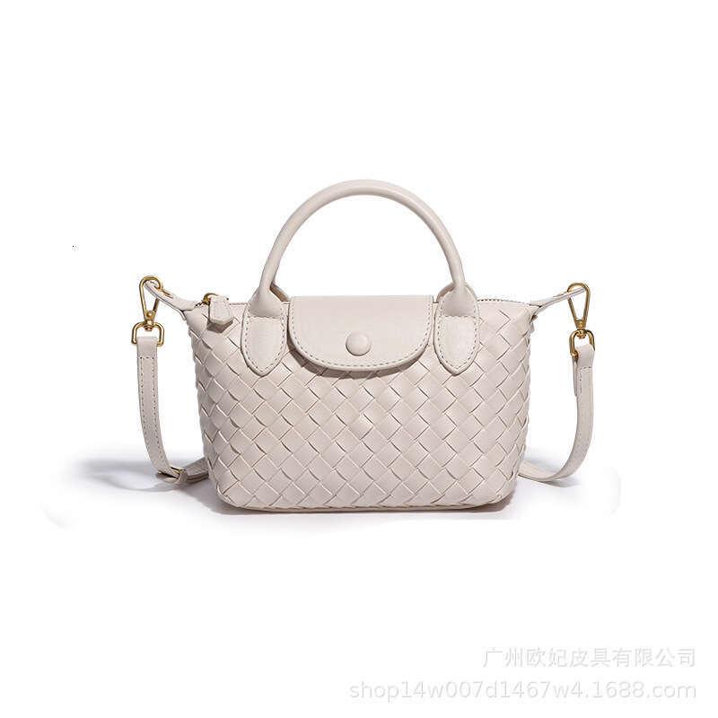New Woven Dumpling Popular Texture, Handheld Bucket with High Quality, Fashionable and Versatile One Shoulder Crossbody Bag