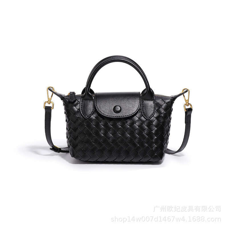 New Woven Dumpling Popular Texture, Handheld Bucket with High Quality, Fashionable and Versatile One Shoulder Crossbody Bag