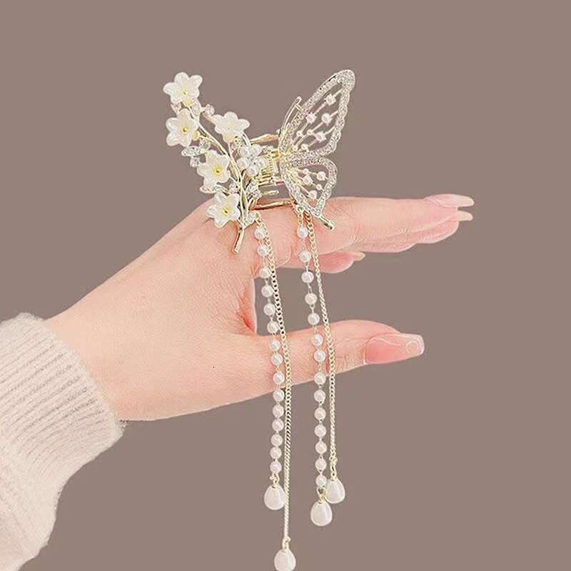 Butterfly Tassel Pearl Claw Red Flower Festival Hairpin For Girls Ponytail Hair Clips Crab Women Fashion Accessories Gifts